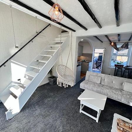 The Pleasure House Bed and Breakfast Morecambe Εξωτερικό φωτογραφία