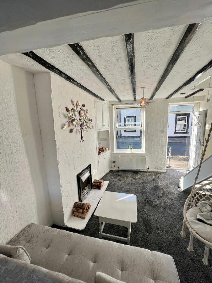 The Pleasure House Bed and Breakfast Morecambe Εξωτερικό φωτογραφία